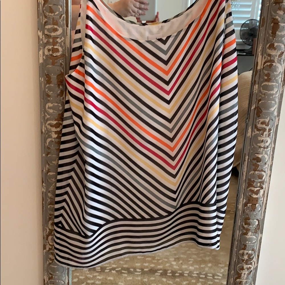 Cabi satin tank